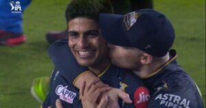 David Miller Kisses Shubman Gill After Booking IPL 2023 Final Spot