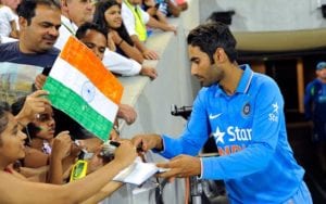 Gurkeerat Singh of India signs autographs for India - Read Scoops exclusive interview
