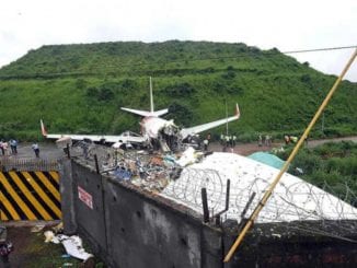 Military Plane Crashes in Philippines, 17 Dead