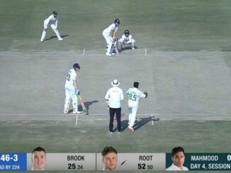 WATCH: Joe Root Bats Left Handed in Pakistan Test