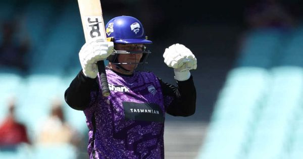 Lizelle Lee Becomes First to Get Consecutive WBBL Centuries