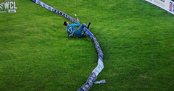 SEE: AB de Villiers Rolls Back Years, Pulls Off Stunner in WCL 2025